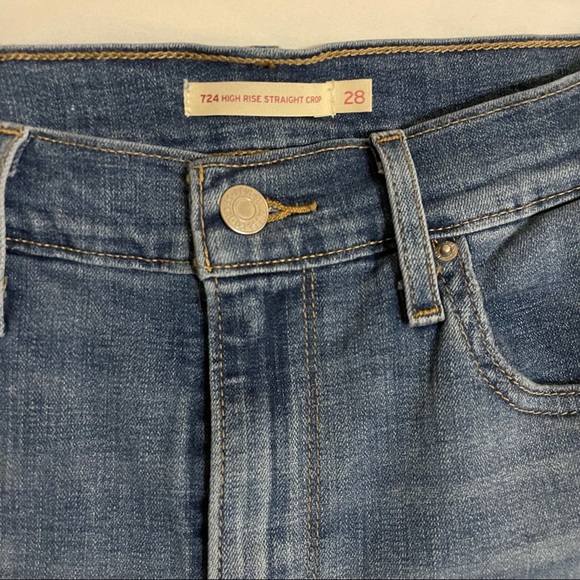 Levi Cropped Distressed Jeans - Picture 2 of 3